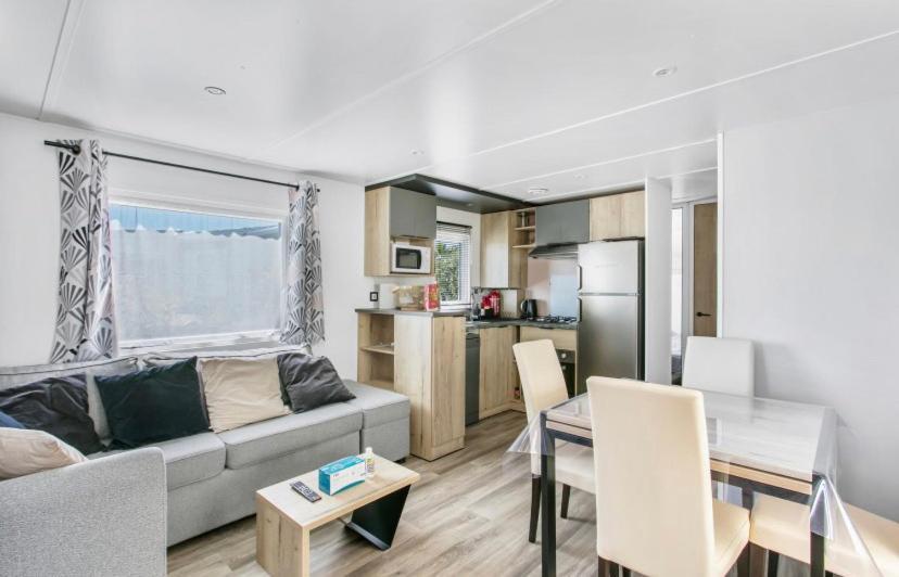 Particulier Loue Ce Mobil-Home 3 Chambres, Tout Confort Valras-Plage Exterior foto